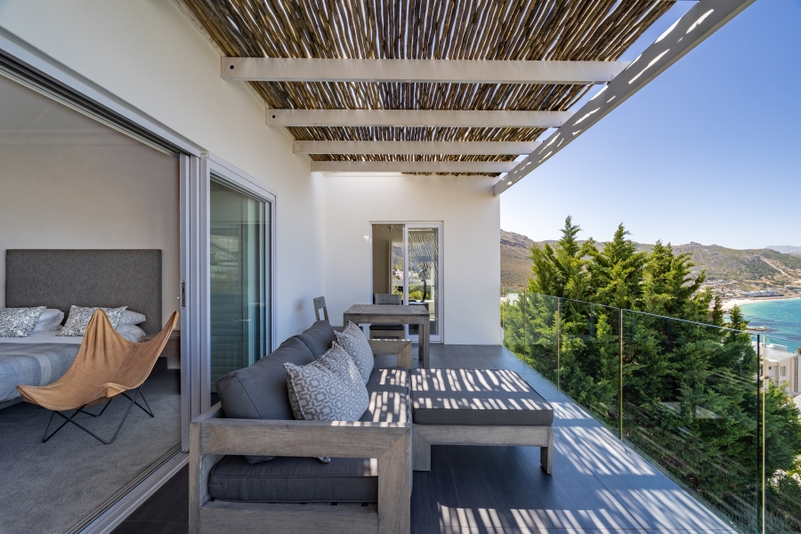 5 Bedroom Property for Sale in Simons Kloof Western Cape